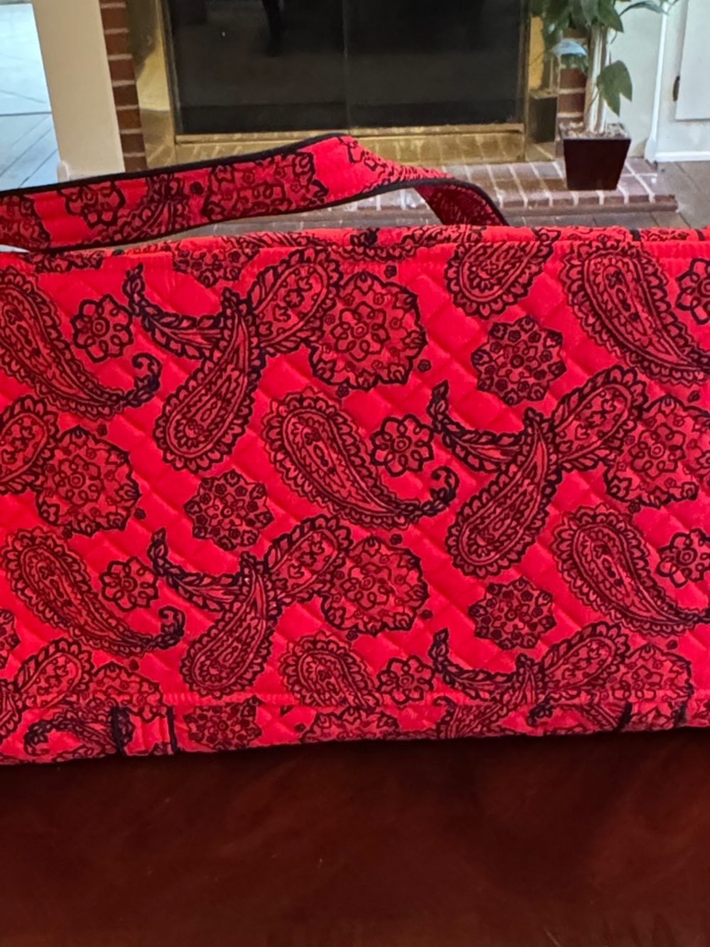 Vera Bradley Large Travel Duffle- Collegiate Collection- NWT - Picture 9 of 9